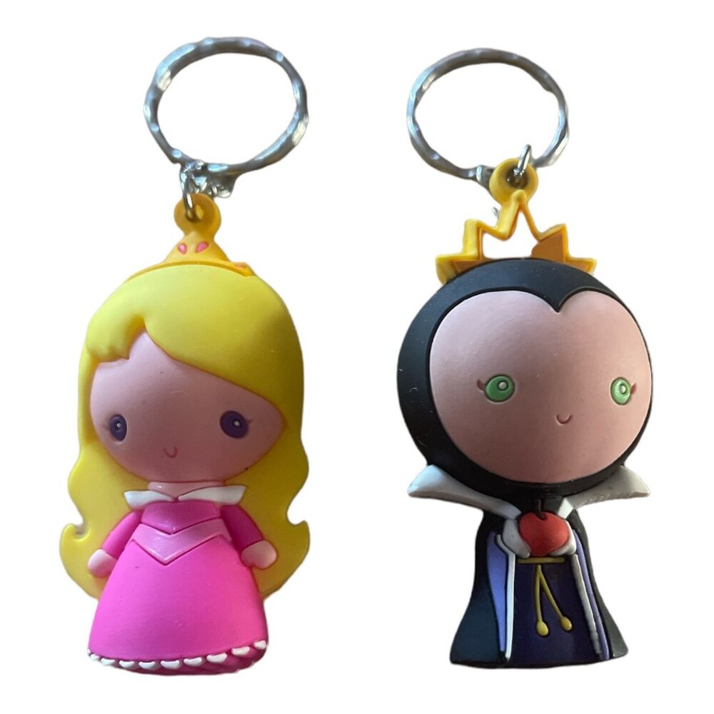AURORA - DISNEY 3 INCH MYSTERY BLIND BAG KEYCHAIN - EVIL QUEEN